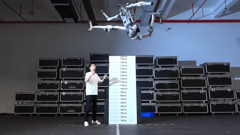 GEN-1.5 demonstrates one-shot robot learning without fine-tuning