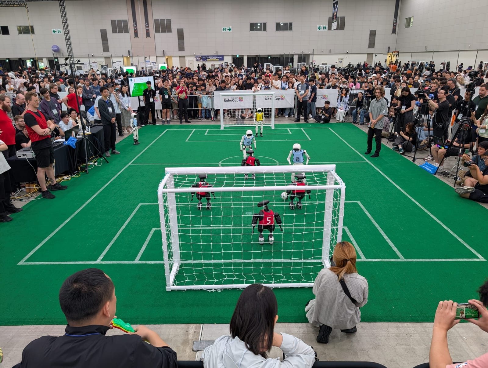 RoboCup 2026 humanoid league: Chinese teams sweep large division